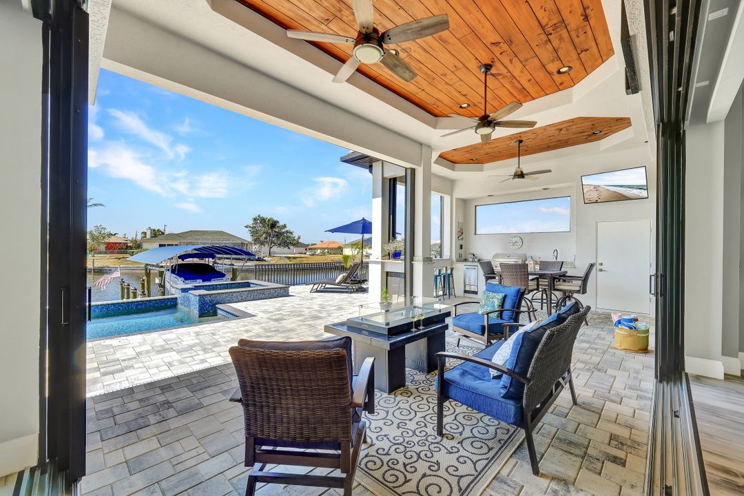 214 NW 32nd Pl, Cape Coral, FL 33993