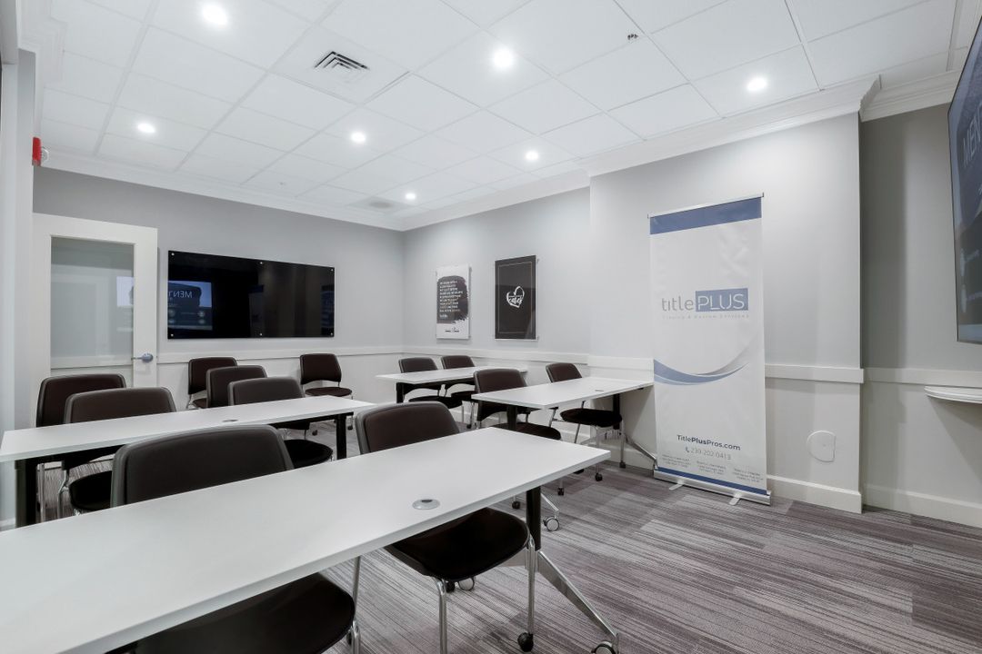 9015 Strada Stell Ct #104, Naples, FL 34109