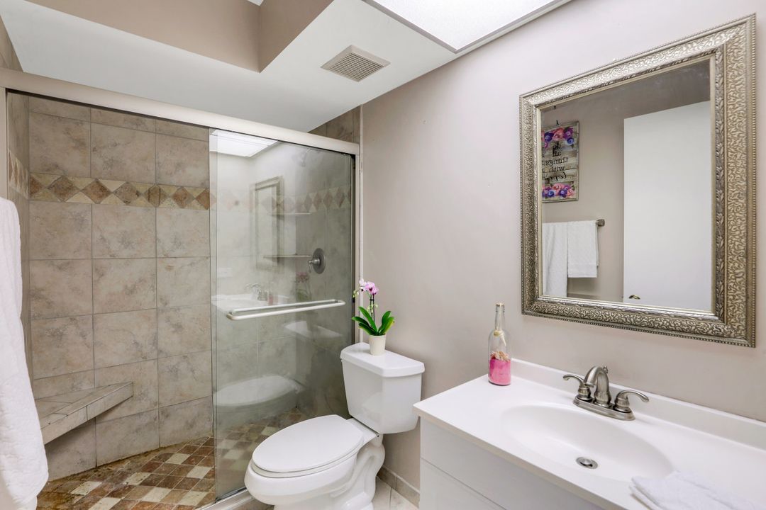 3018 Kings Lake Blvd #3018, Naples, FL 34112