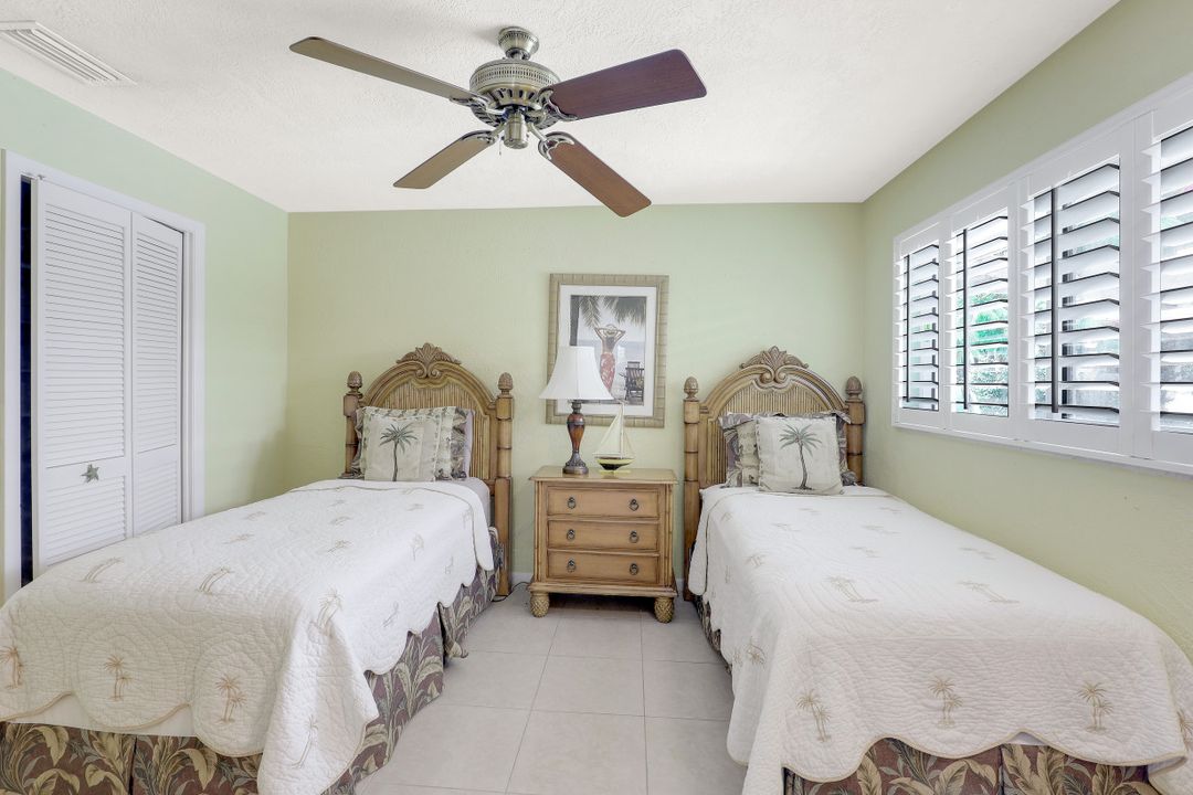 1575 Ludlow Rd, Marco Island, FL 34145