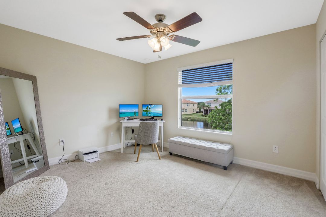 10313 Crepe Jasmine Ln, Fort Myers, FL 33913