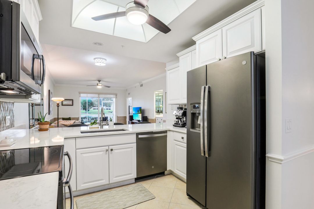 2870 Cypress Trace Cir #1713, Naples, FL 34102