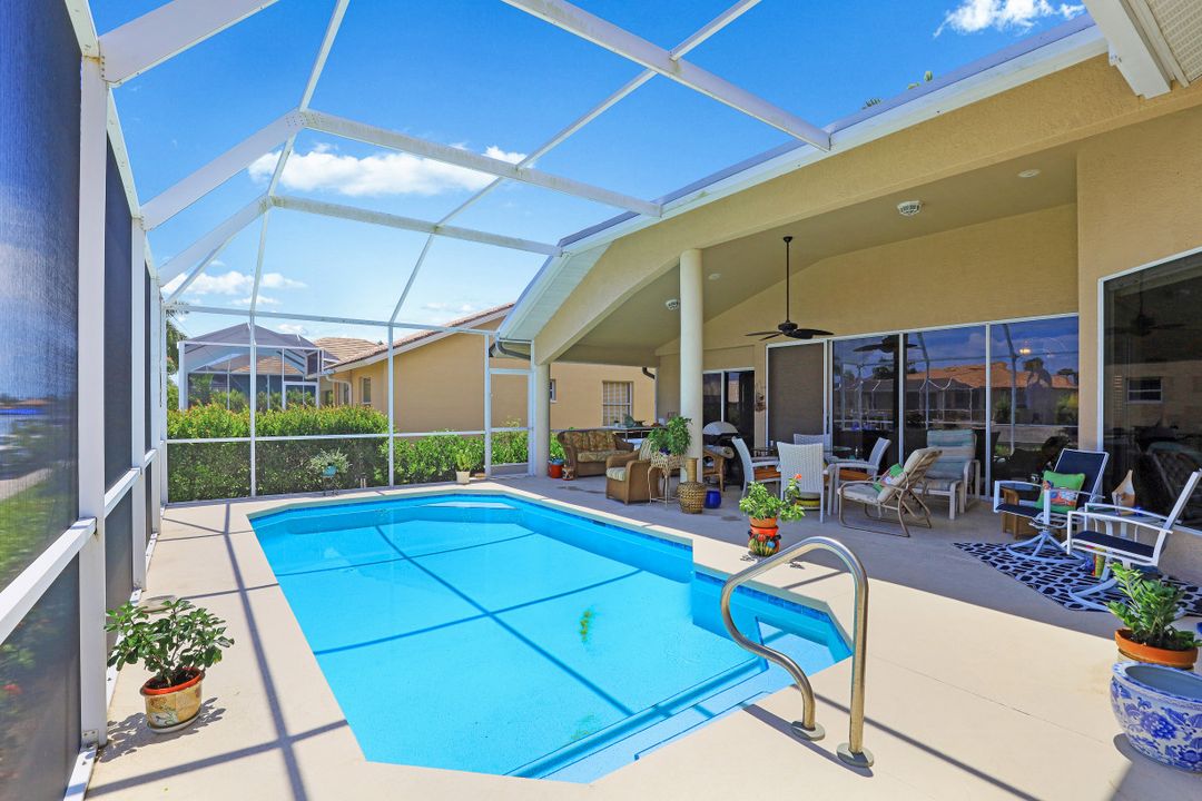 371 Capistrano Ct, Marco Island, FL 34145