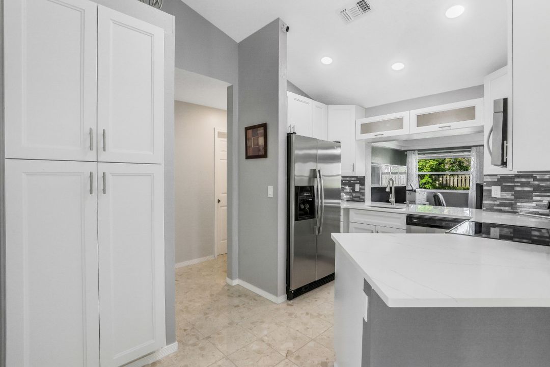 27968 Lance Dr, Bonita Springs, FL 34135