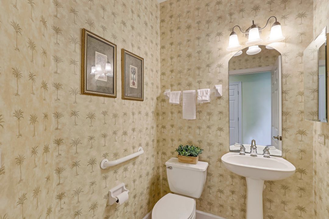 9540 Cypress Hammock Cir #102, Bonita Springs, FL 34135