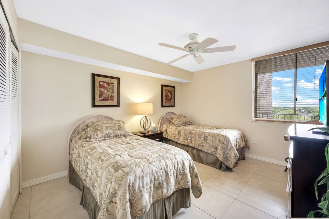 11118 Gulf Shore Dr #A503, Naples, FL 34108