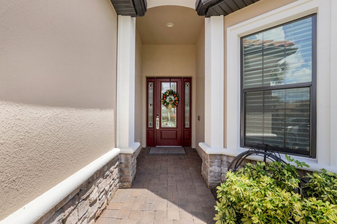 8701 Cavano St, Naples, FL 34119