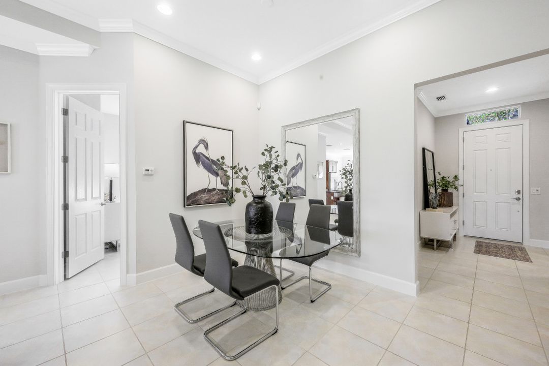 9328 Fieldstone Ln, Naples, FL 34120