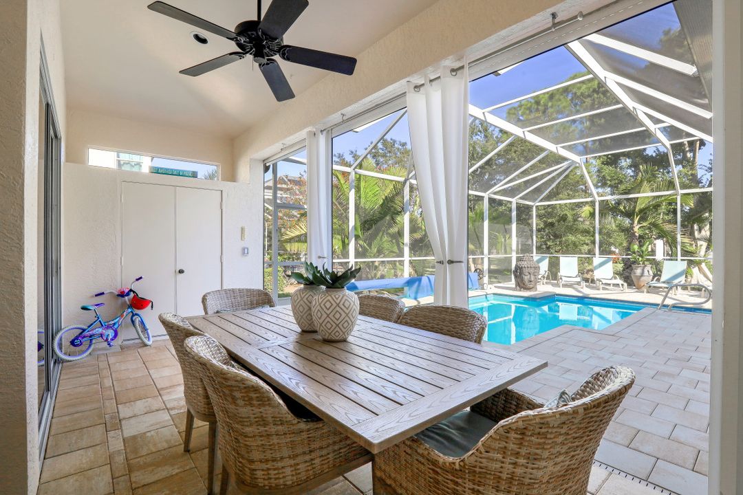 316 Lambton Ln, Naples, FL 34104