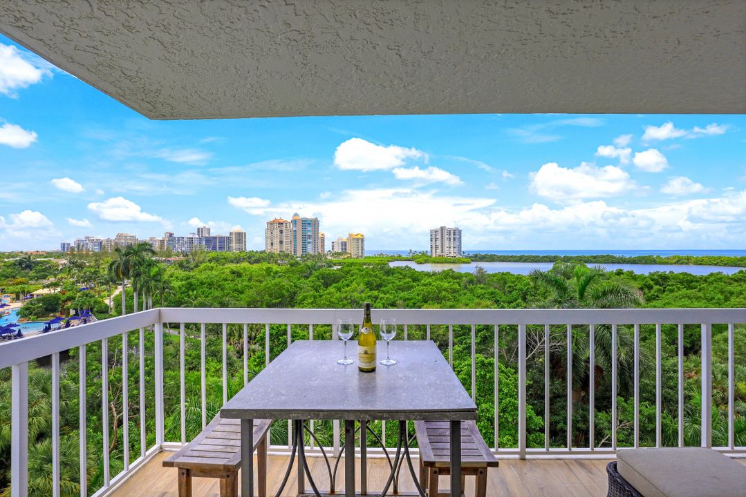 5501 Heron Point Dr #501, Naples, FL 34108
