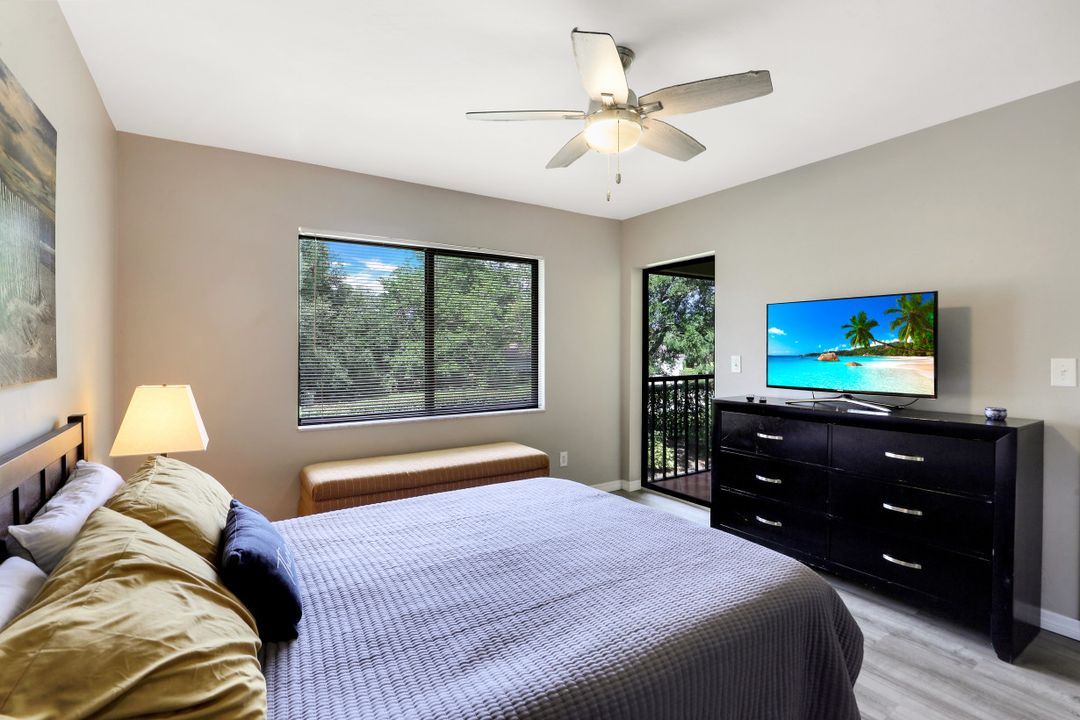 3018 Kings Lake Blvd #3018, Naples, FL 34112