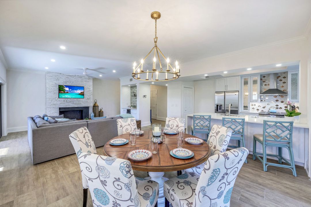 6770 Pelican Bay Blvd #242, Naples, FL 34108