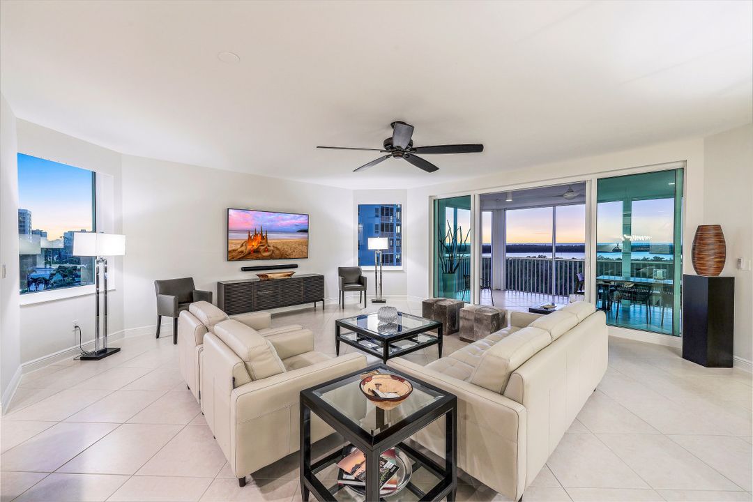 275 Indies Way #601, Naples, FL 34110