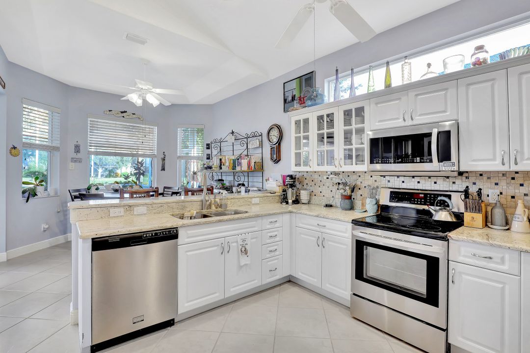 8054 Tauren Ct, Naples, FL 34119