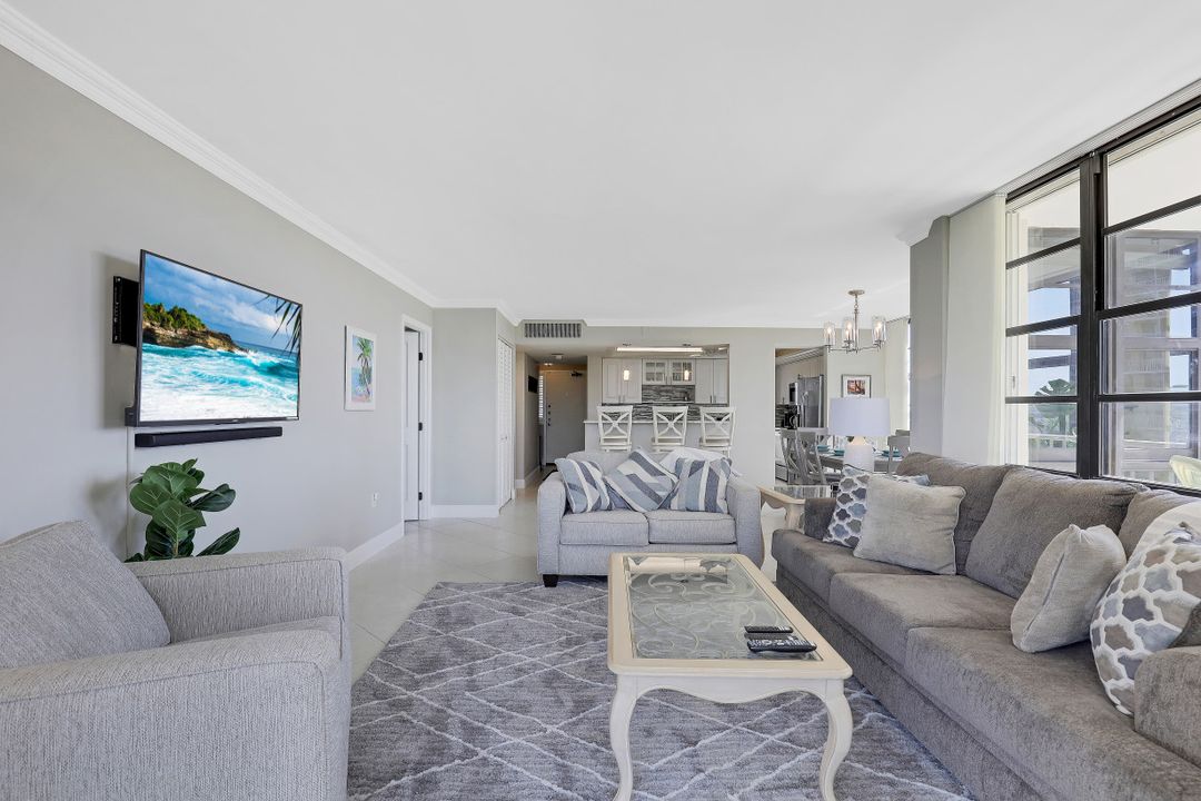 440 Seaview Ct, Marco Island, FL 34145