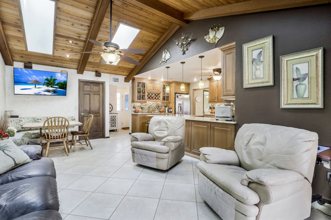 4408 SE 12th Ave, Cape Coral, FL 33904