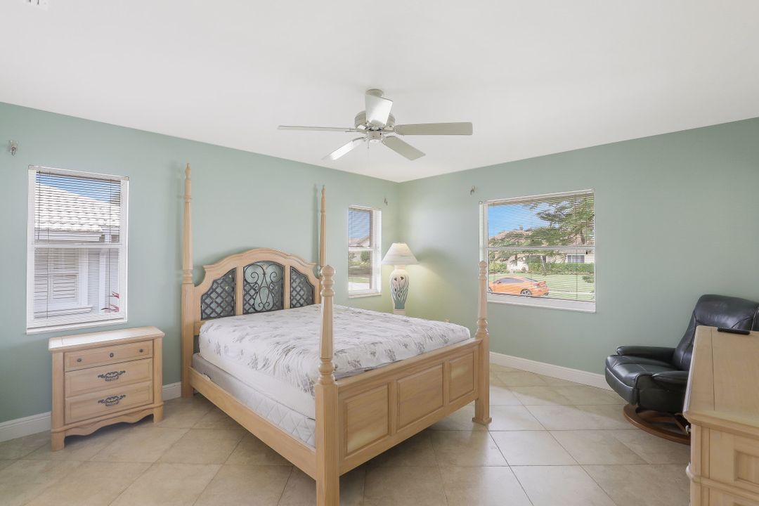 841 Magnolia Ct, Marco Island, FL 34145