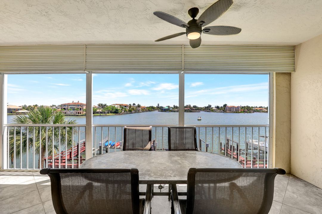 9700 Gulf Shore Dr #202, Naples, FL 34108