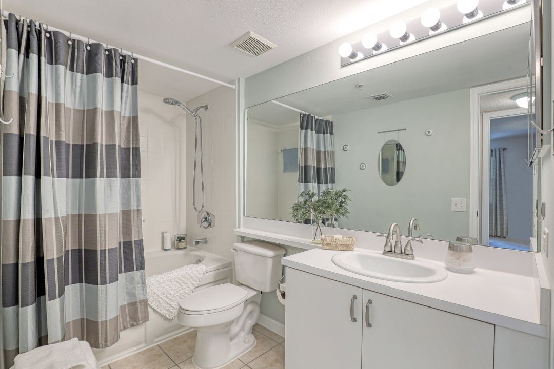 8920 Colonnades Ct E, Bonita Springs, FL 34135