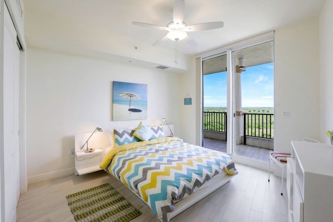 1050 Borghese Ln #804, Naples, FL 34114