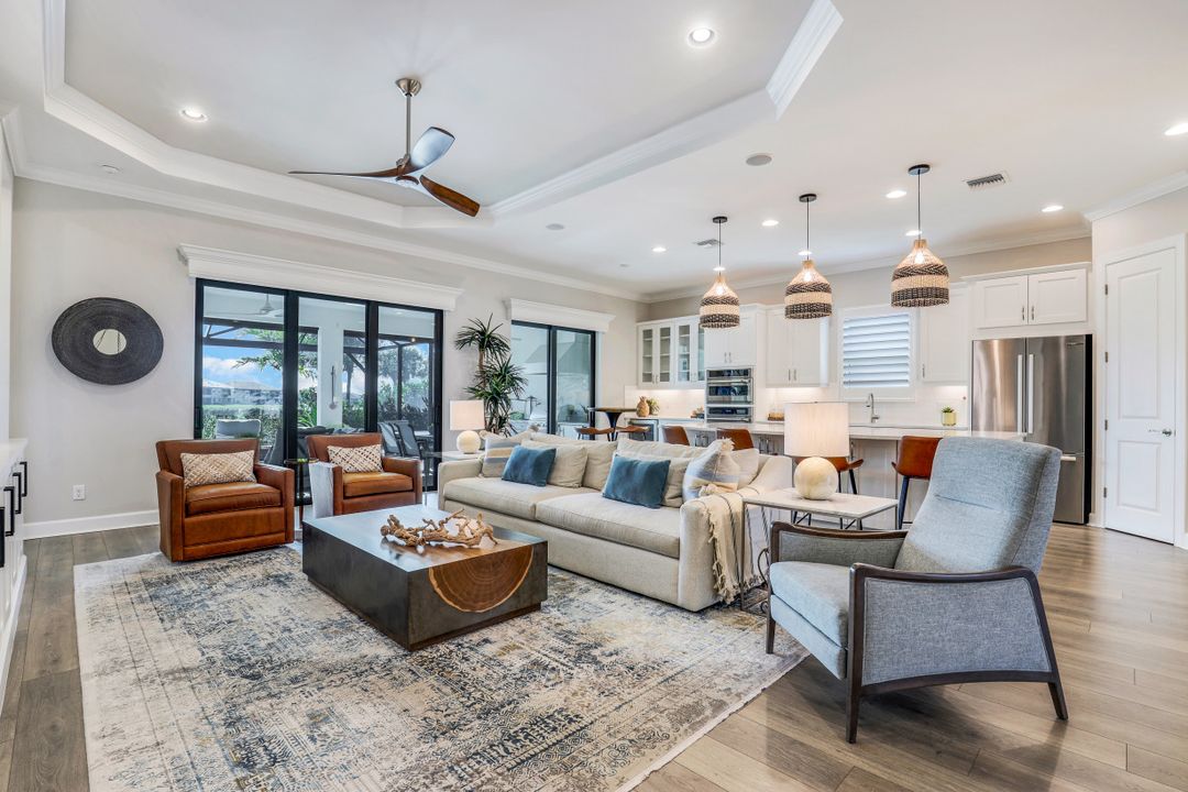 9496 Montelanico Loop, Naples, FL 34119