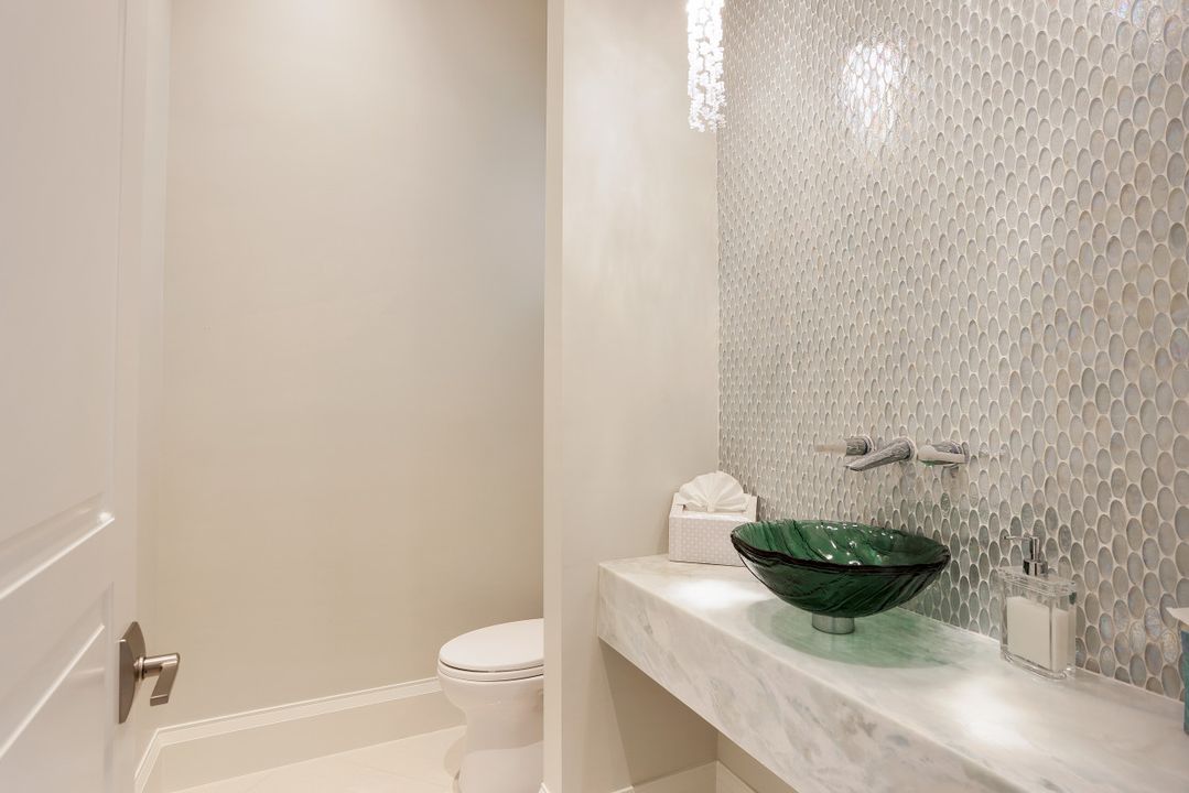 16439 Seneca Way, Naples, FL 34110