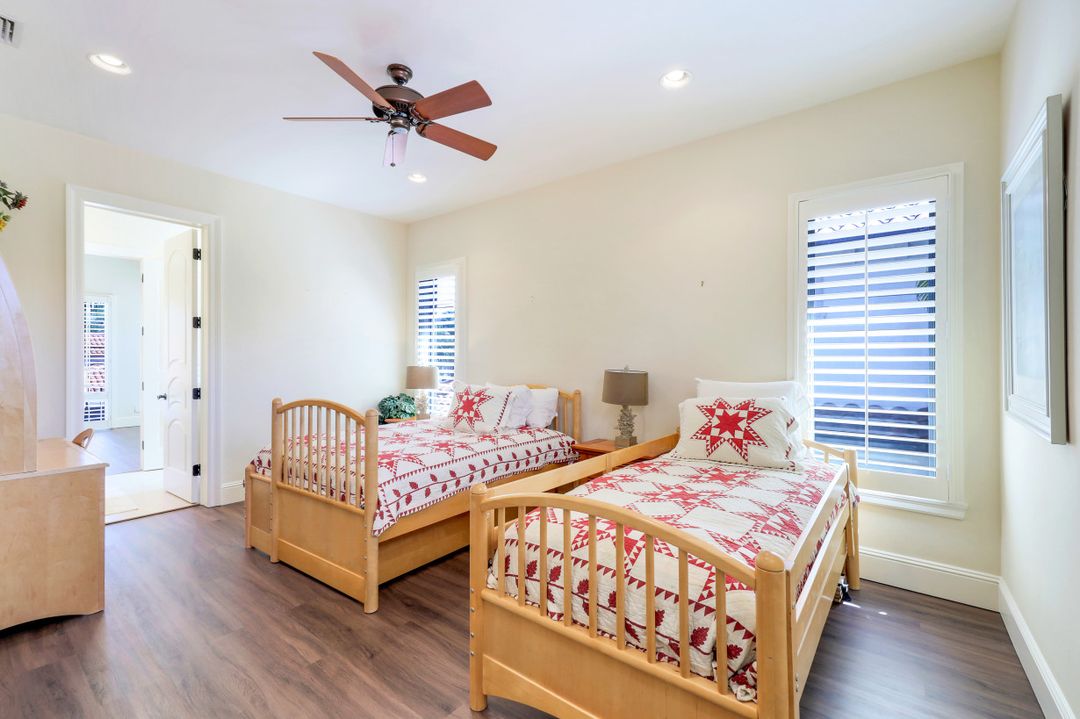 2919 Tiburon Blvd E, Naples, FL 34109