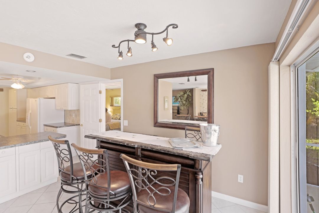 5241 Seagull Ct, Cape Coral, FL 33904