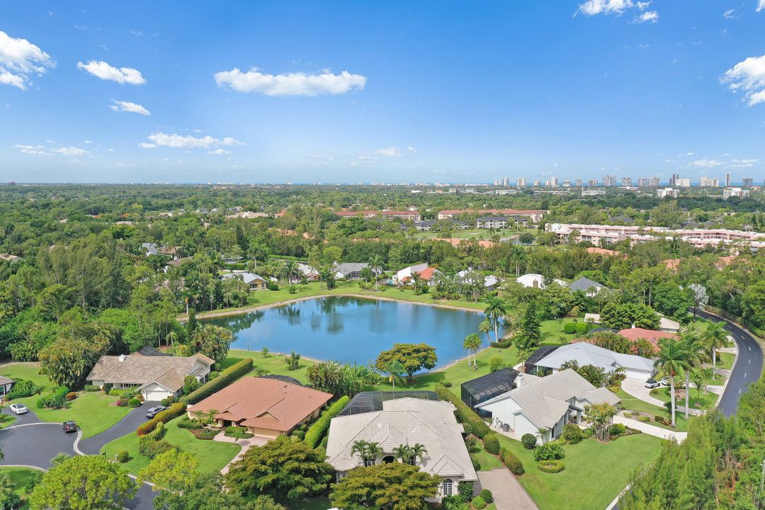 1380 Bald Eagle Dr, Naples, FL 34105