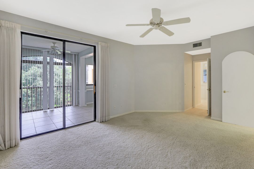 6510 Valen Way #B-302, Naples, FL 34108