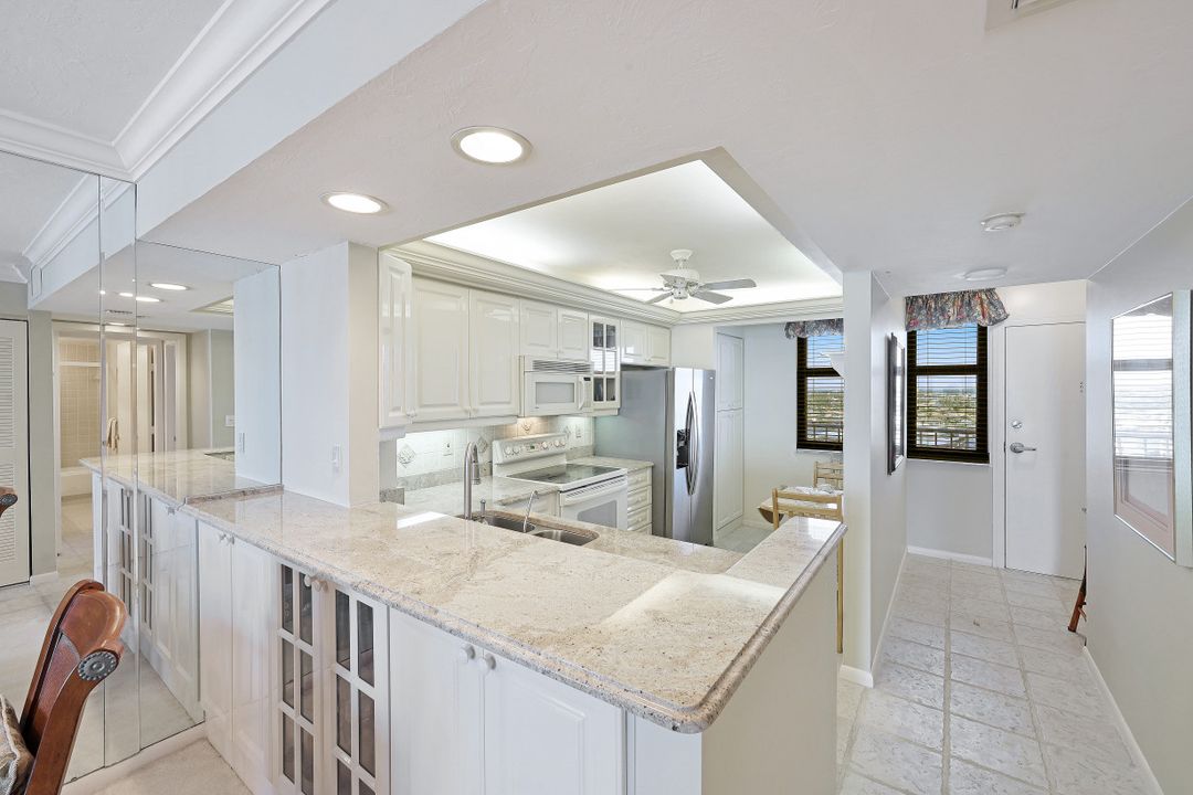 260 Seaview Ct #1504, Marco Island, FL 34145