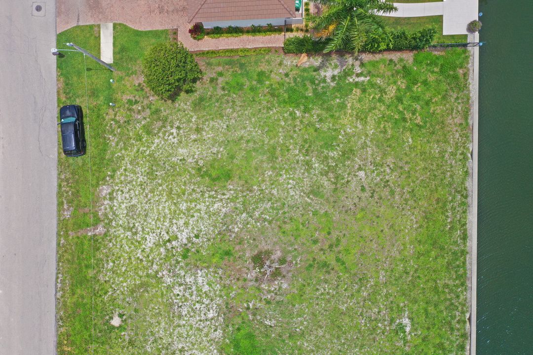 625 Crescent St, Marco Island, FL 34145