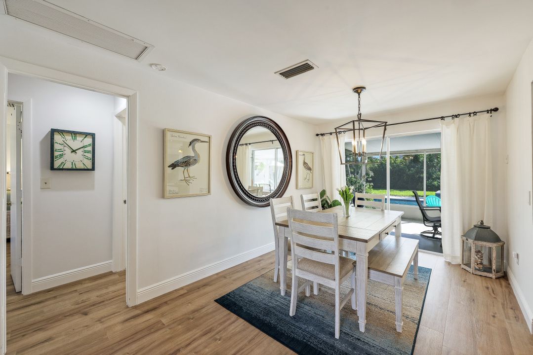 580 105th Ave N, Naples, FL 34108