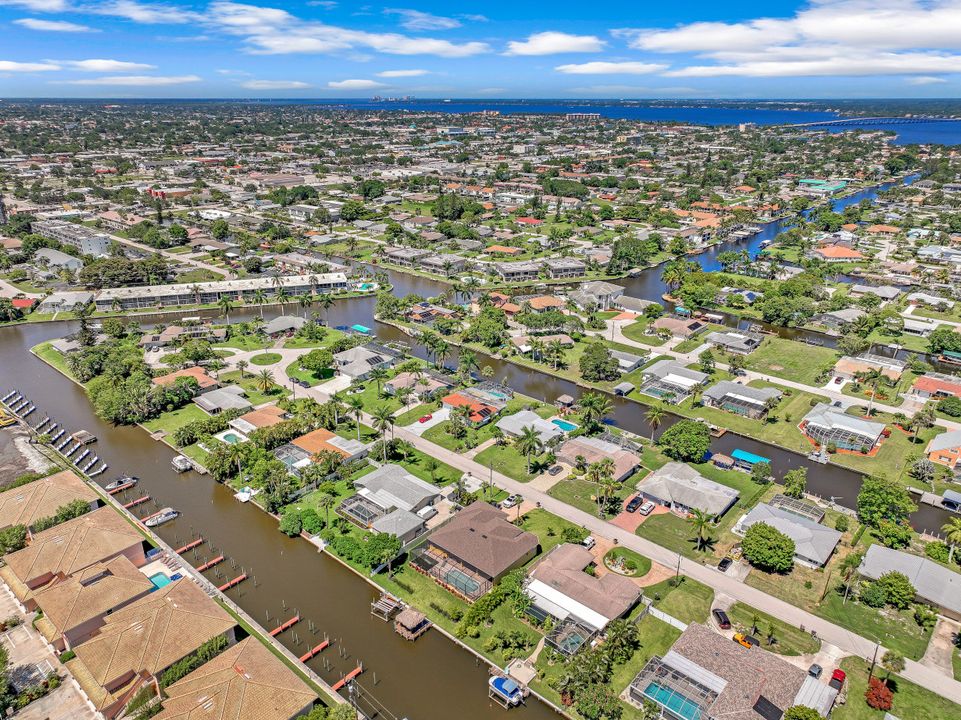 5118 York Ct, Cape Coral, FL 33904