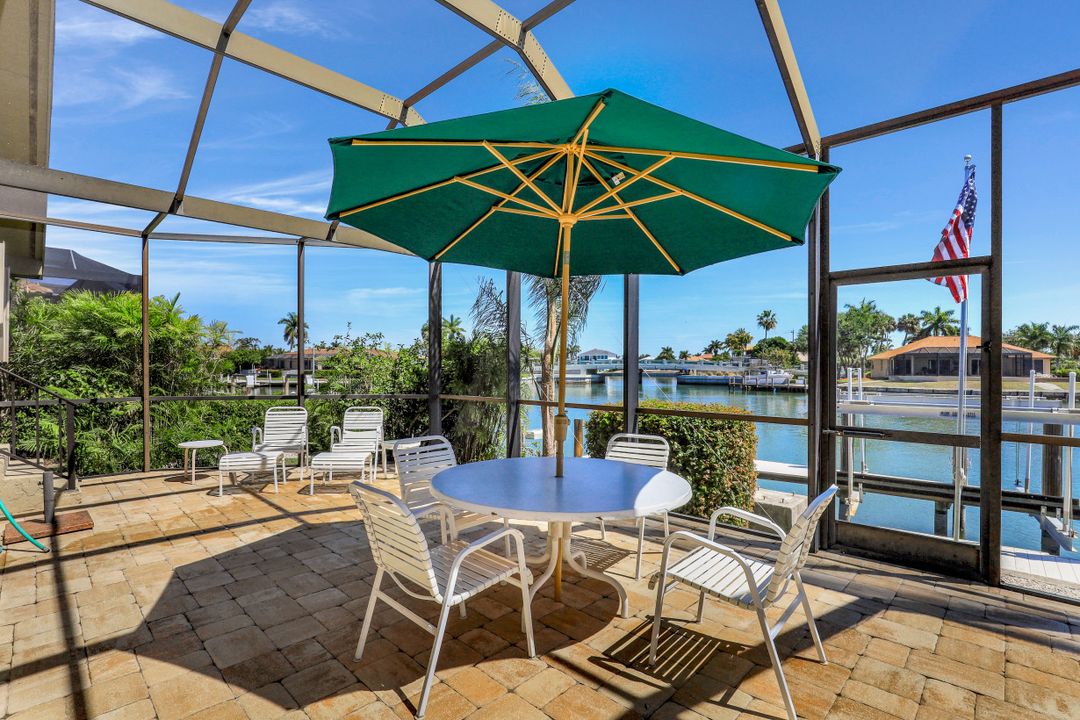 435 Nassau Ct, Marco Island, FL 34145