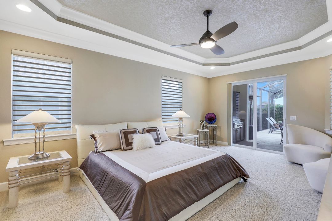 9403 Copper Rock Ct, Naples, FL 34120