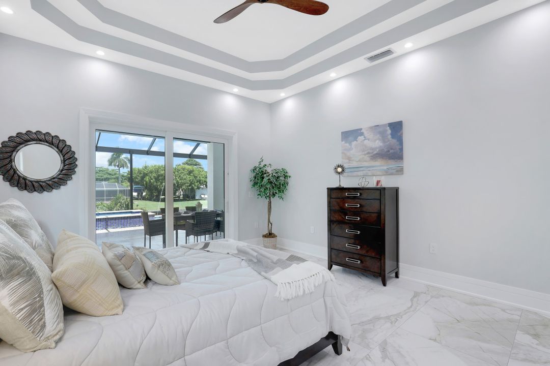 5333 Bayshore Ave, Cape Coral, FL 33904