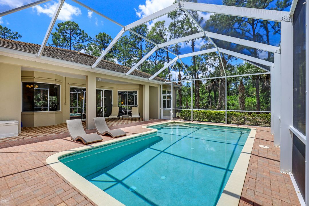 4571 Pine Ridge Rd, Naples, FL 34119