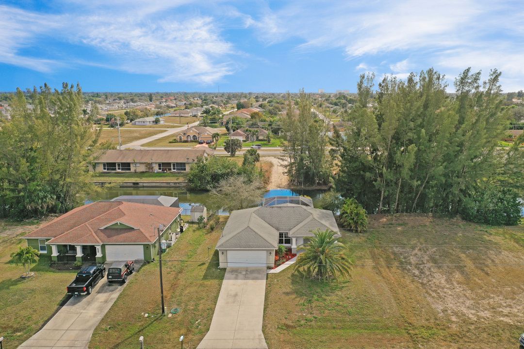 846 SW 31st Terrace, Cape Coral, FL 33914