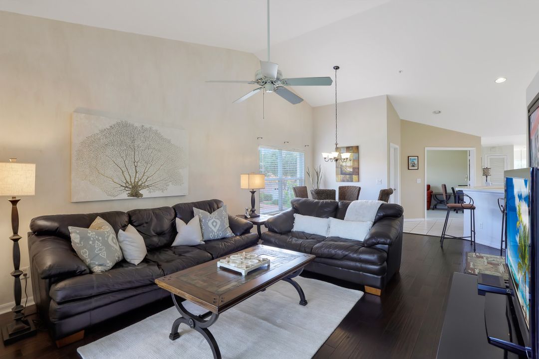 5100 Cedar Springs Dr #204, Naples, FL 34110