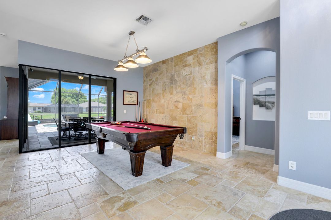 2511 SE 19th Ave, Cape Coral, FL 33904