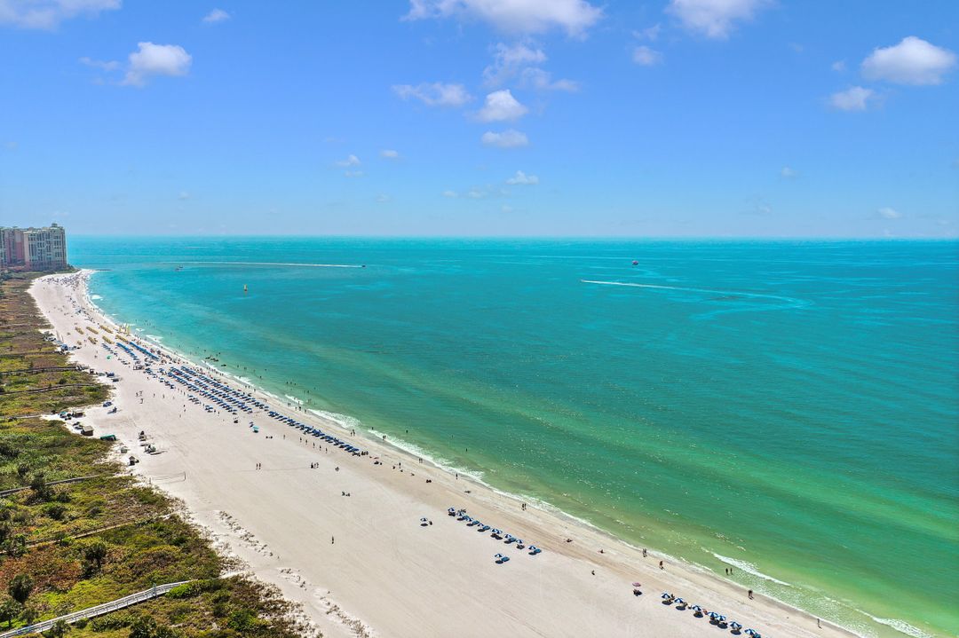 979 Daisy Ct, Marco Island, FL 34145