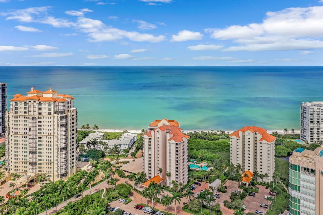 40 Seagate Dr #1203, Naples, FL 34103