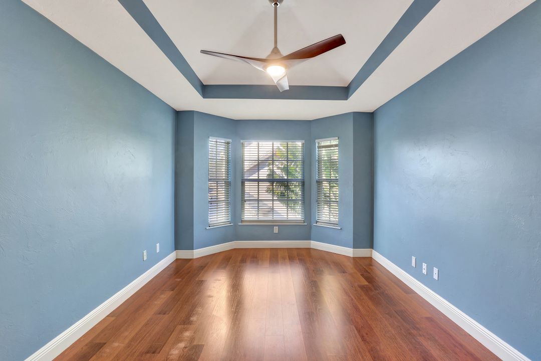 253 Via Perignon, Naples, FL 34119