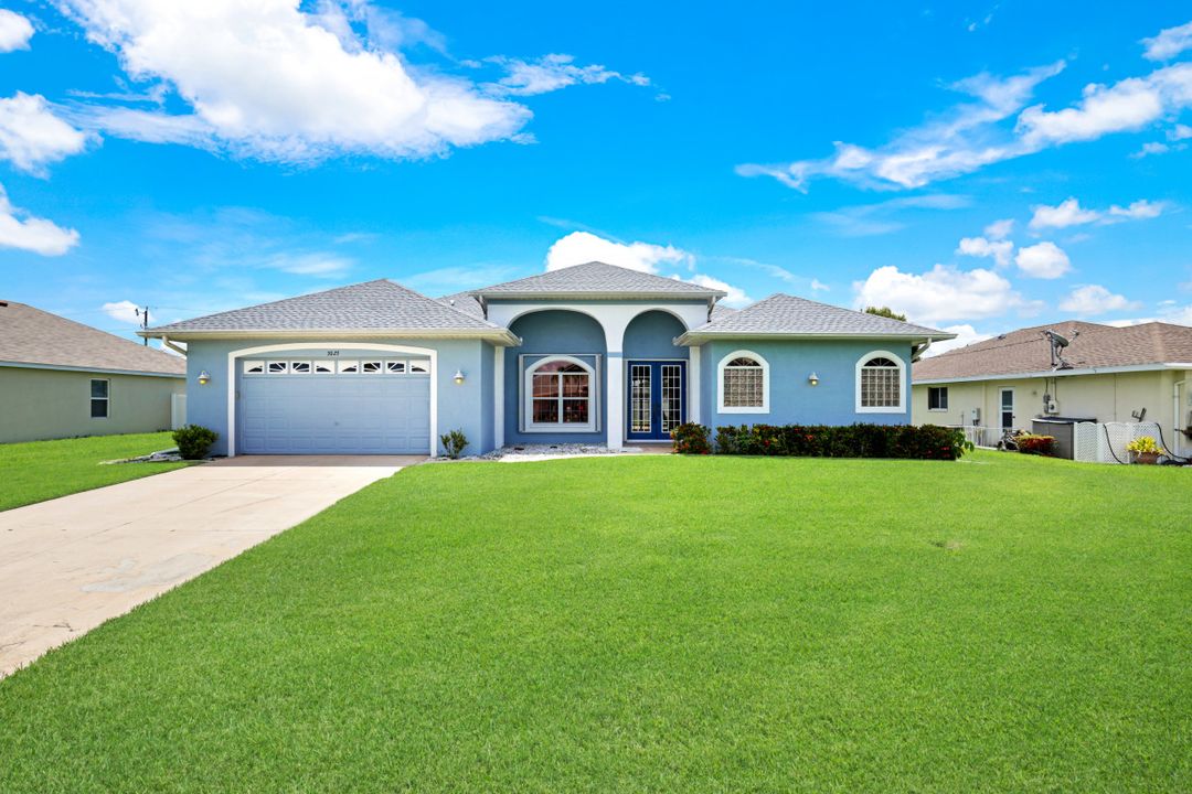 3023 SE 8th Ave, Cape Coral, FL 33904