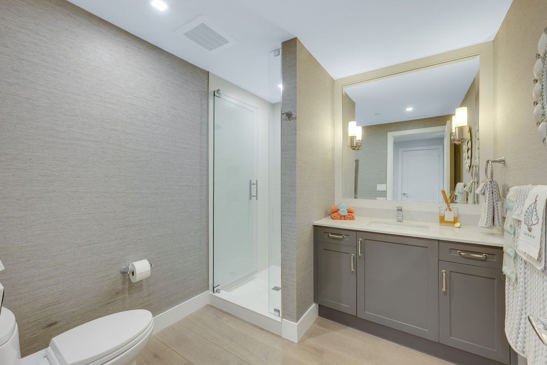 13915 Old Coast Rd #805, Naples, FL 34110