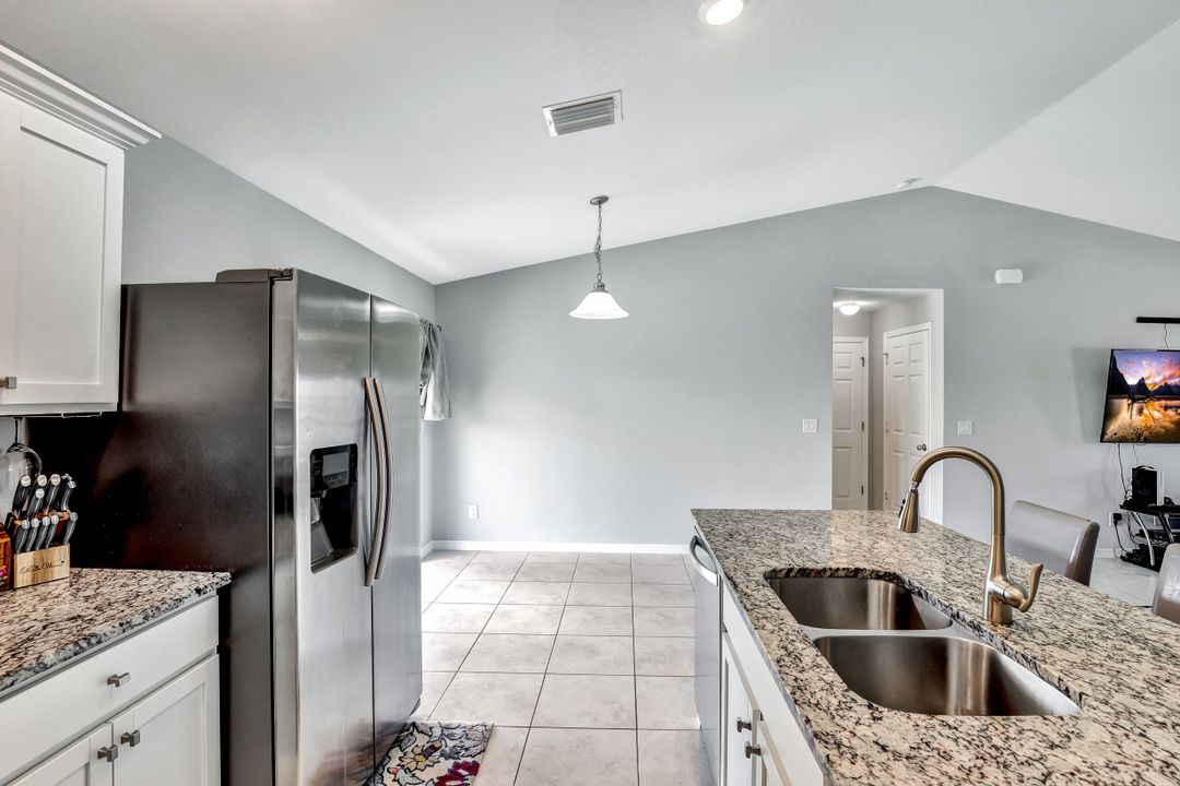 2837 NW 24th Ave, Cape Coral, FL 33993