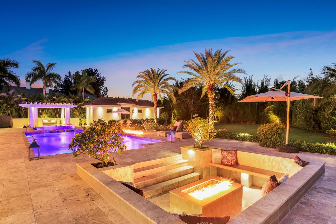 705 Myrtle Rd, Naples, FL 34108