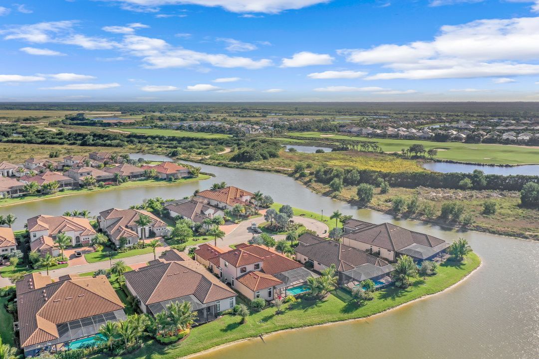 3341 Fanny Bay Ln, Naples, FL 34114