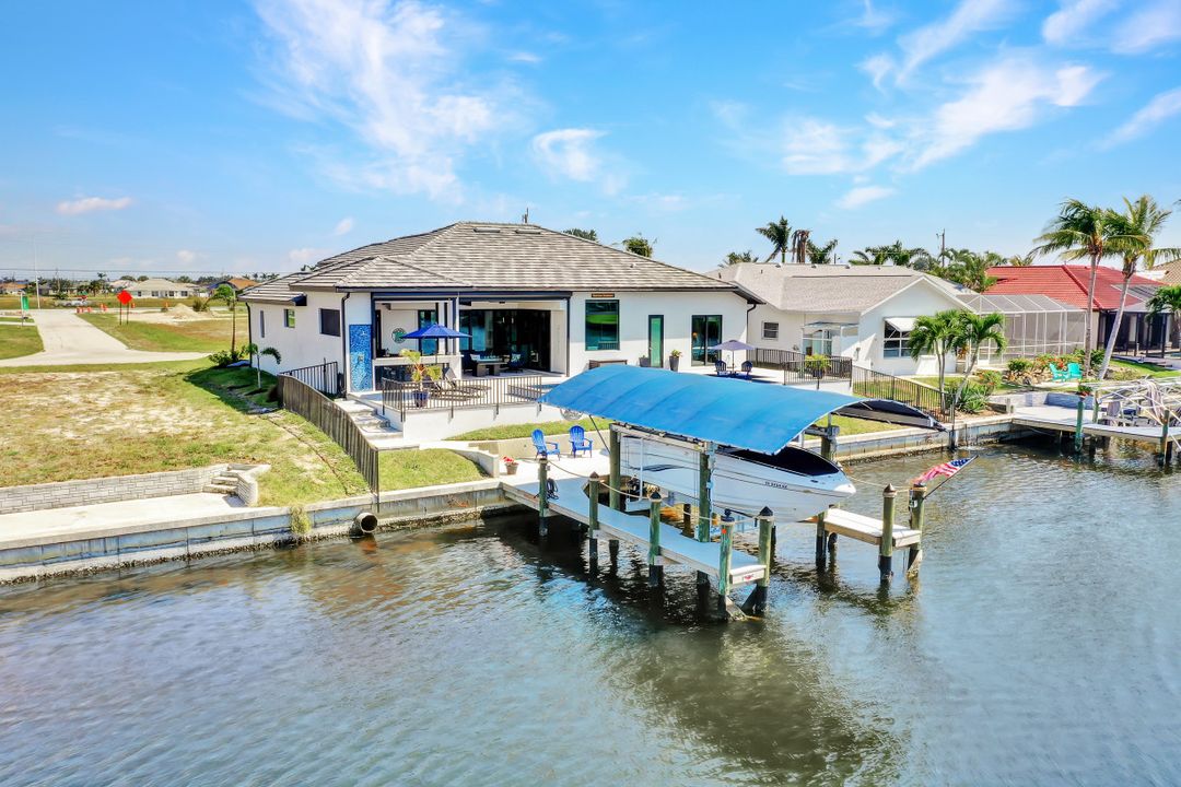 214 NW 32nd Pl, Cape Coral, FL 33993